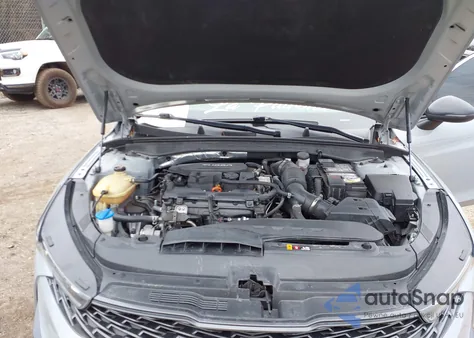 2023 Kia K5 Gt-Line z USA, uszkodzony, nr VIN 5XXG64J24PG170150